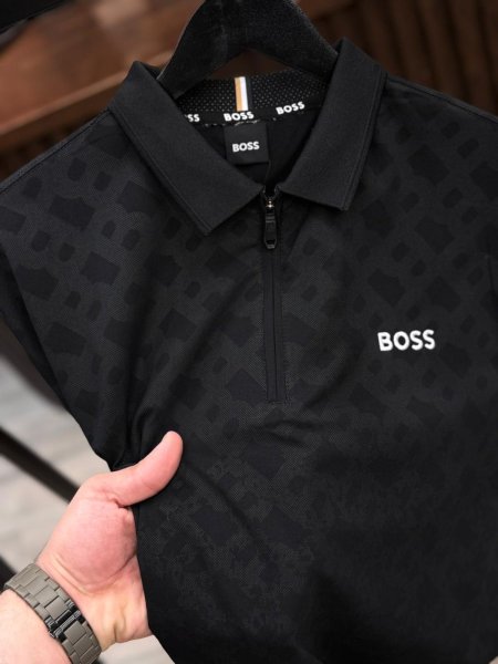 بلوزة BOSS قبة فنش أصلي